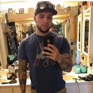 Meet your Posher, Javier